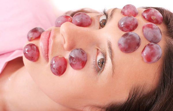 فواید ماسک انگور برای درخشش و سلامت پوست